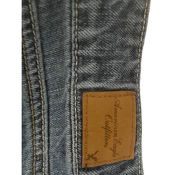 Shorts - Picture 3 of 5